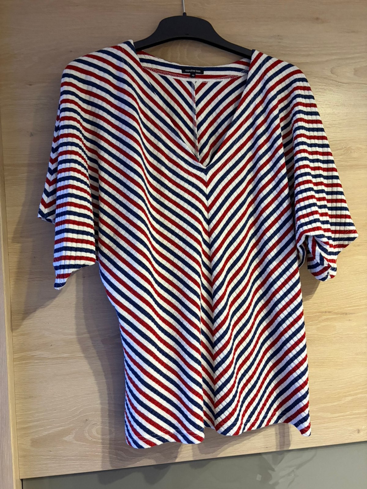 Bloesje Caroline biss, Kleding | Dames, Ophalen of Verzenden, Zo goed als nieuw, Maat 42/44 (L), Rood