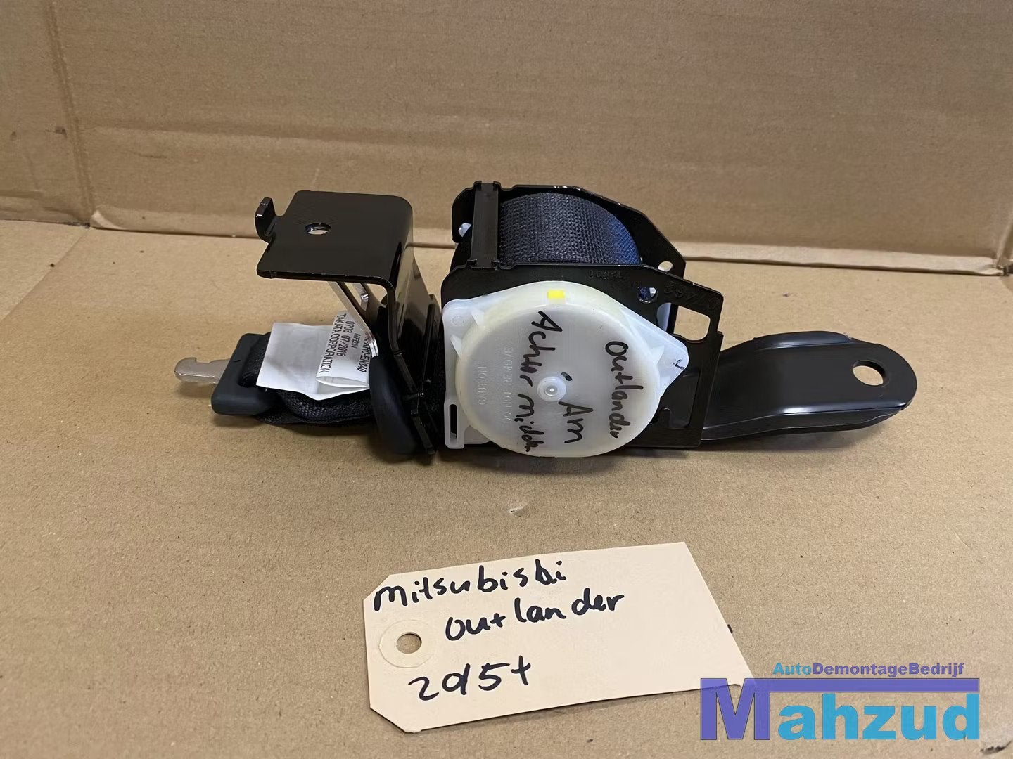 MITSUBISHI OUTLANDER ACHTER midden gordel 2015+, Info@mitsubishi-motors.com, Mitsubishi Motors Corporation, Utilisé, Mitsubishi