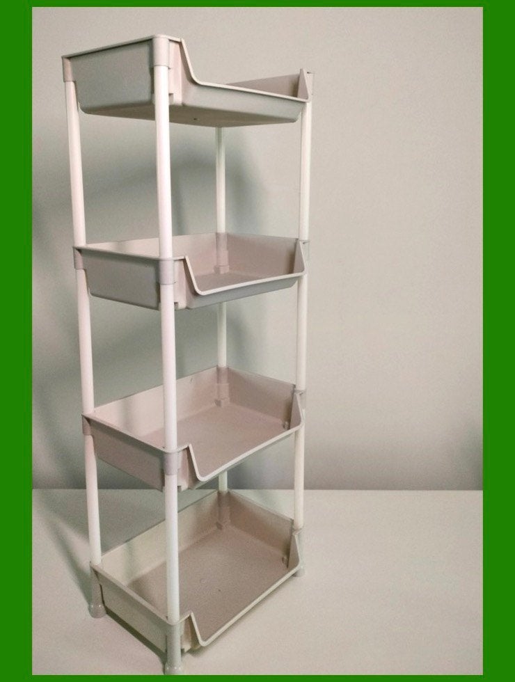 étagère d'appoint plastique 30 x 22 X 80 cm (ideal camping), Enlèvement ou Envoi, Comme neuf, Armoire de camping