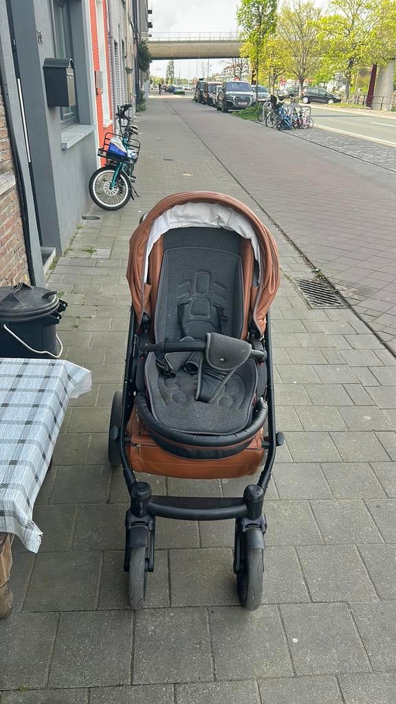 Beugen voor baby, Ophalen, Zo goed als nieuw, Kinderwagen
