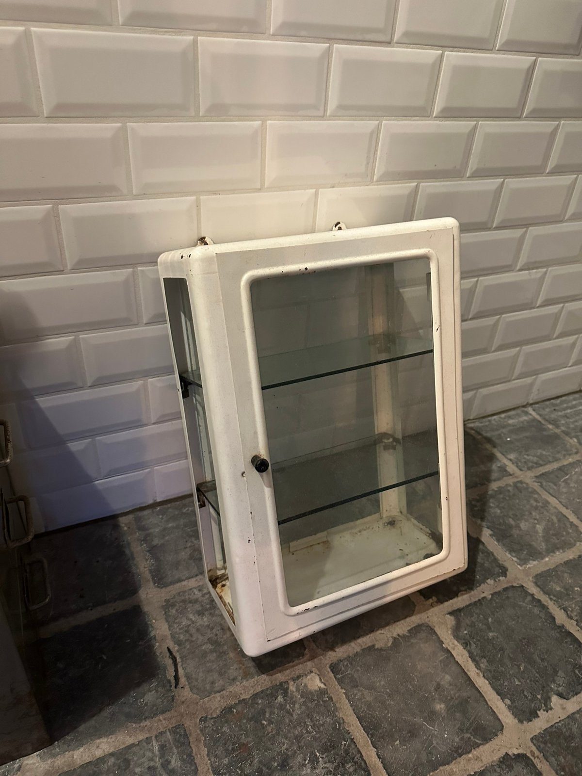 Vintage retro Apothekerskastje wit, Antiek en Kunst, Ophalen
