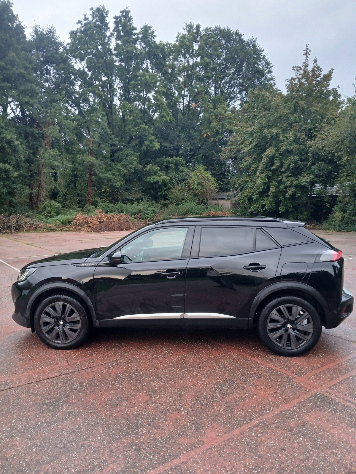 Peugeot 2008 GTline  carplay, Auto's, Zwart, Elektrisch, Handgeschakeld, Particulier