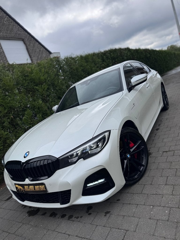 Ensemble BMW 330E M, Cuir, Euro 6, Entreprise, Entretenue par le concessionnaire