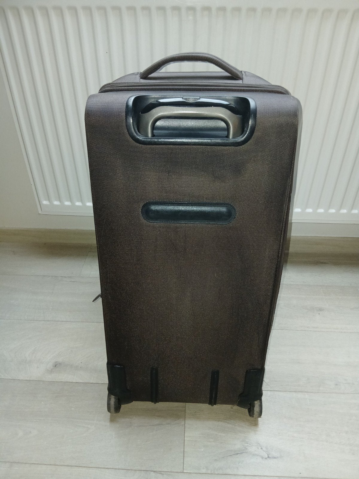 Valise Melvin, Bijoux, Sacs & Beauté, 35 à 45 cm, Roulettes, Comme neuf, Enlèvement