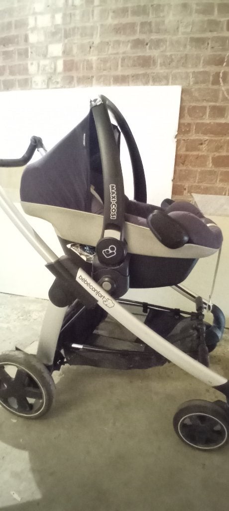 Poussette Bébé Confort châssis+hamac et siège auto Maxi-Cosi, Enfants & Bébés, Enlèvement, Utilisé, Poussette, Autres marques