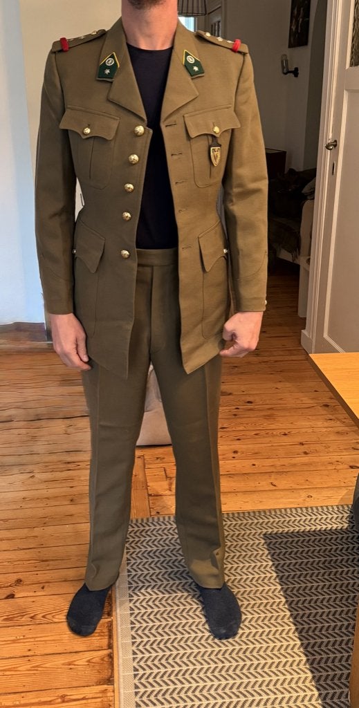 Volledig Belgisch militair uniform uit de ABL-periode, Verzamelen, Ophalen, Landmacht, Kleding of Schoenen