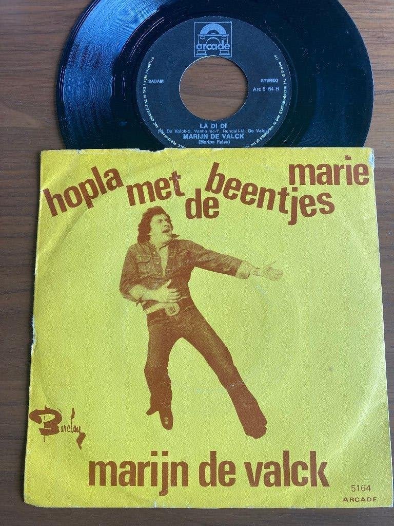 Marijn De Valck – Hopla Met De Beentjes Marie, Ophalen of Verzenden, 7 inch, Nederlandstalig