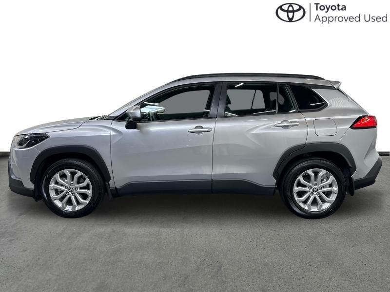 Toyota Corolla Cross Dynamic + Winter Pack, Automaat, 72 kW, Hybride Elektrisch/Benzine, 98 pk