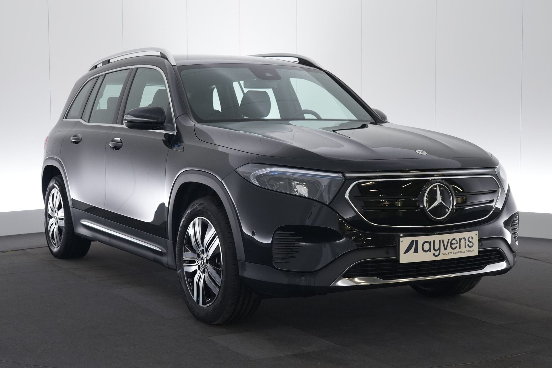 (2CKP674) MERCEDES-BENZ EQB, Autos, Achat, EQB, Carnet d'entretien, 5 places