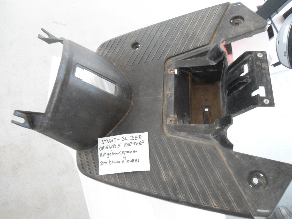 MBK Stunt - Yamaha Slider : cache pied original avec rayures, Enlèvement, Utilisé, Capot, Yamaha