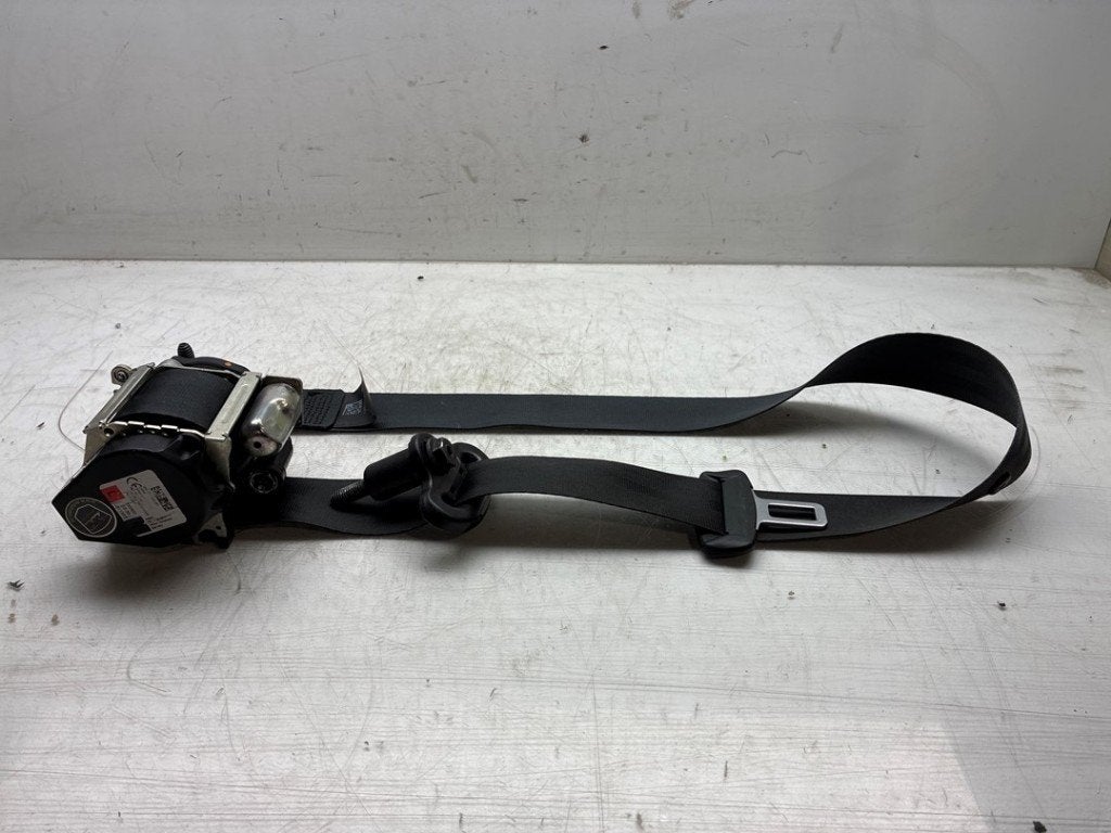 CEINTURE DE SECURITE AVANT GAUCHE Dacia Sandero III, Dacia, Renault Deutschland AG, Utilisé, Peter-Huppertz-Straße 5
51063  Köln, DE