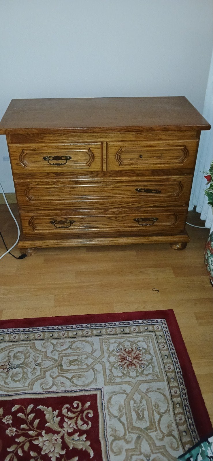 Petit meuble enchaîne, Enlèvement