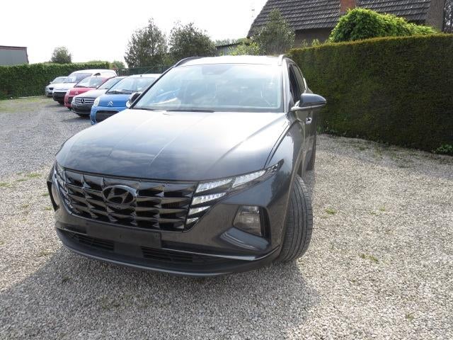 HYUNDAI TUCSON 1.6 BENZ BWJ 2022 110 KW, Autos, Hyundai, Entreprise, Boîte manuelle, Noir, 5 portes