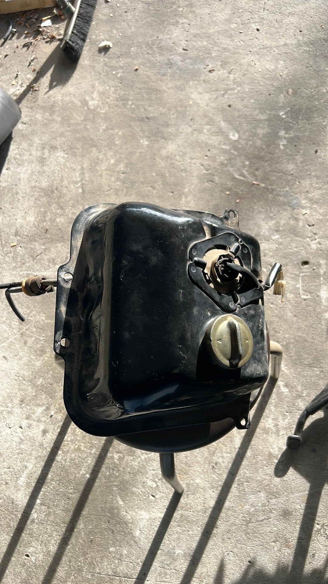 Sym fiddle 2 benzine bak, Fietsen en Brommers, Ophalen, Zo goed als nieuw