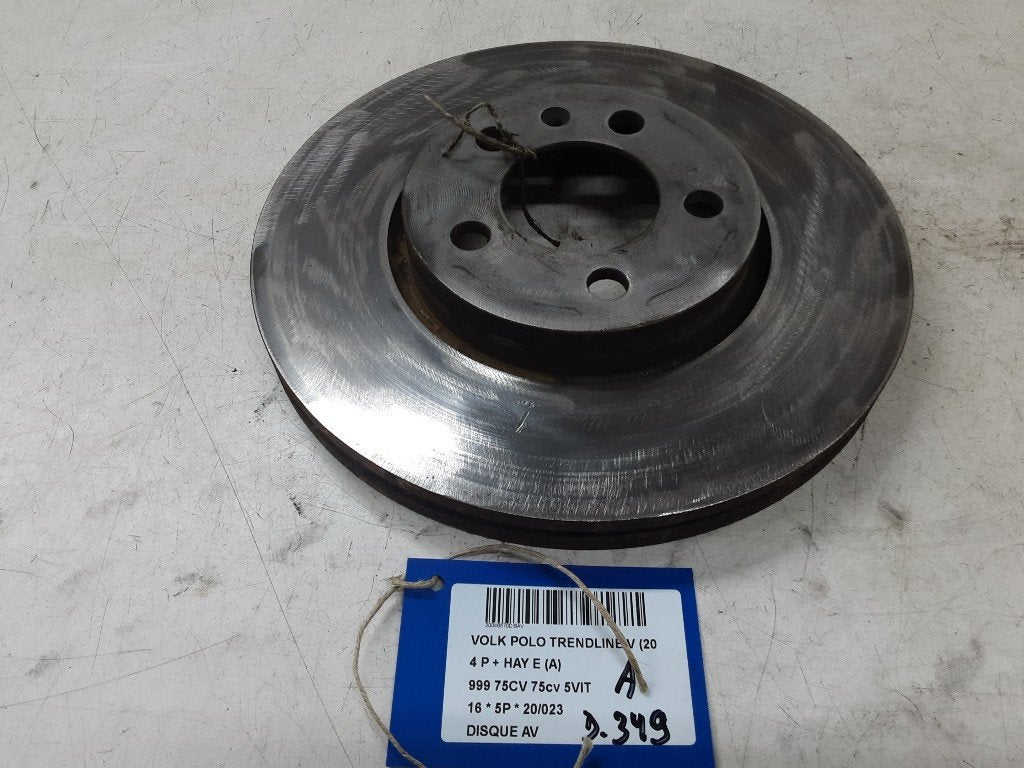 FREIN DISQUE AVANT Volkswagen Polo V (6R) (01-2009/05-2022), Volkswagen, Mevr. I. Hauben, Utilisé, Rue de l'Espoir 34 34
4030  GRIVEGNÉE, BE