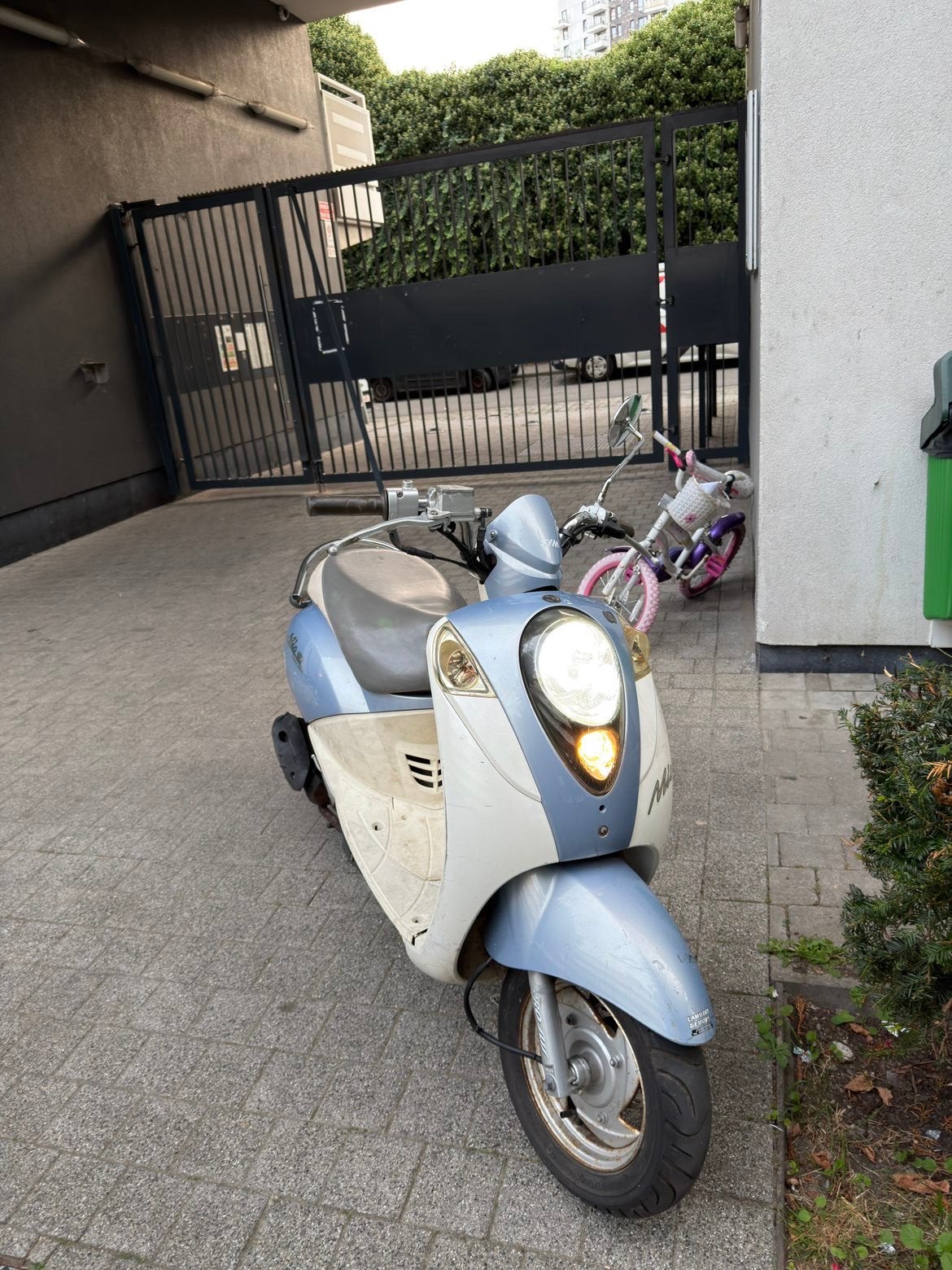 Sym mio 50, Vélos & Vélomoteurs, Enlèvement, Comme neuf, Mio