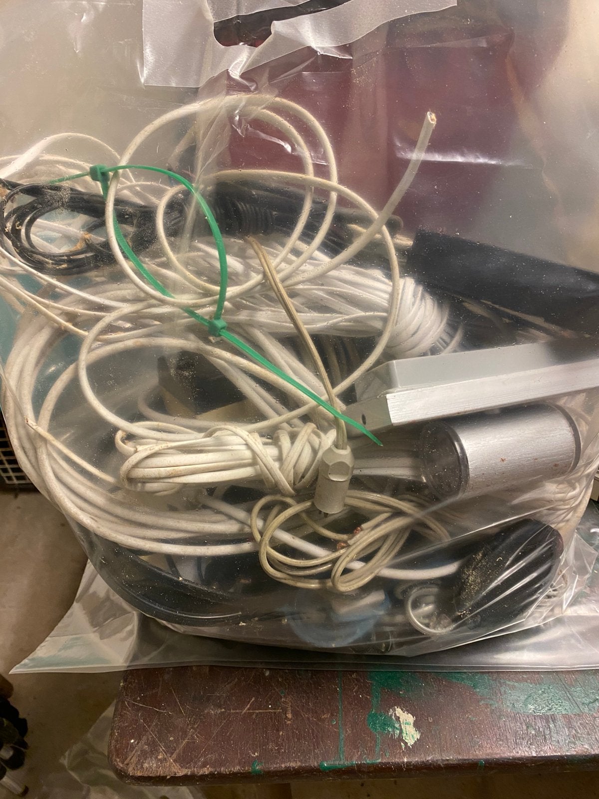 Allerlei electro, Ophalen, Zo goed als nieuw