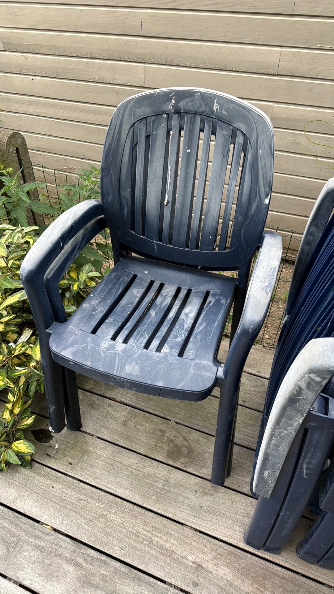 Gratis tuinstoelen - perfect voor op de werf!, Tuin en Terras, Tuinstoelen, Ophalen, Gebruikt, Plastic, Verstelbaar