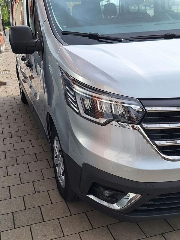 Renault Trafic Passenger & Generation, Voorwielaandrijving, 4 deurs, Gebruikt, 4 cilinders