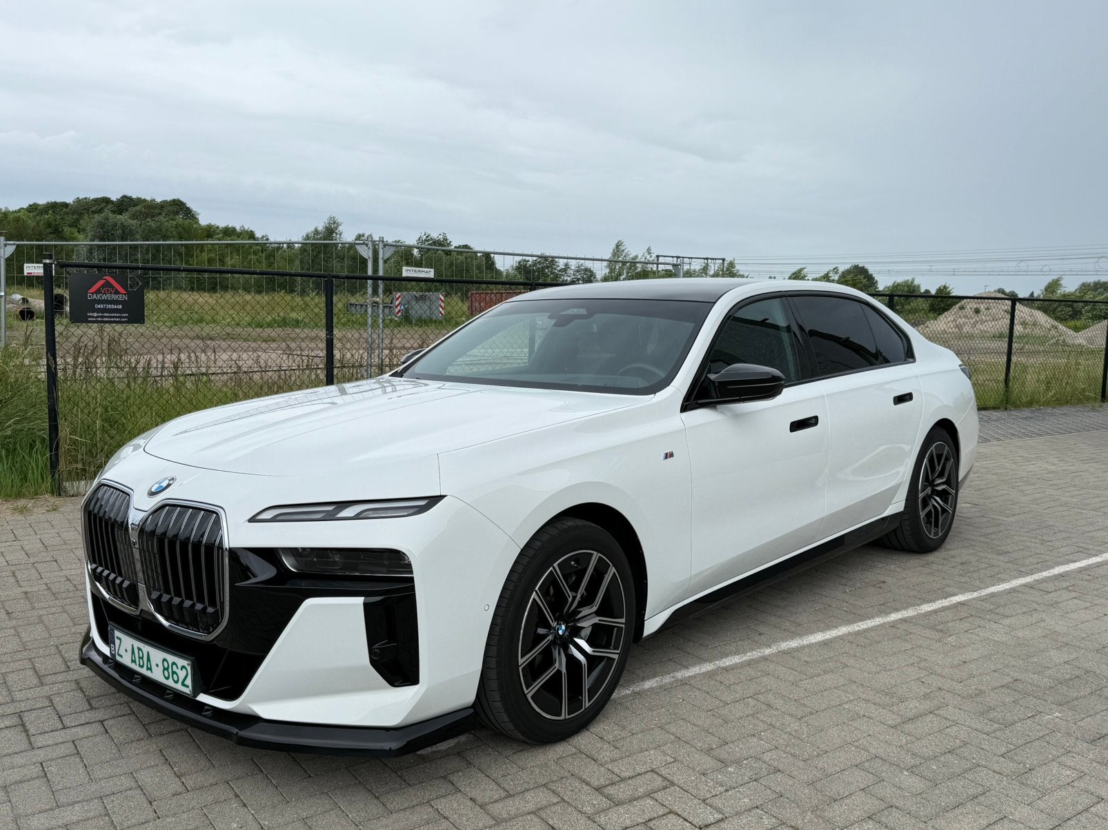 BMW 740d xDrive / volledig M Pack en M760-styling. Deze luxe, Auto's, Audi, Navigatiesysteem, Bedrijf, Vierwielaandrijving, Te koop