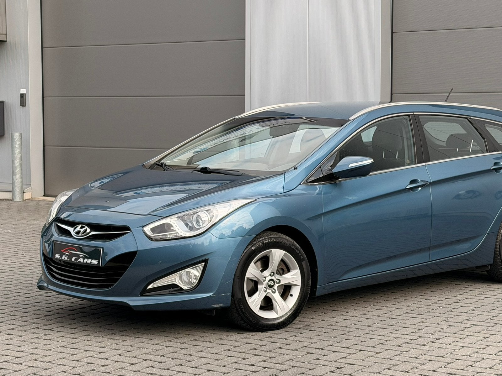 HYUNDAI  I30 2013 BENZINE 1.6 265.000KM EURO5, Auto's, Euro 5, Bedrijf, Break, Handgeschakeld