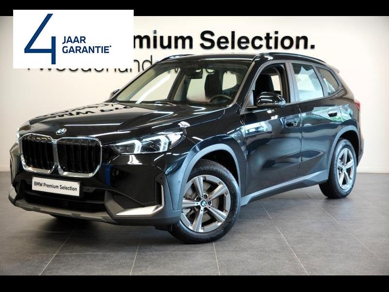 BMW Serie X X1 23 X DRIVE DRIVE ASSIST PLUS 360 CAMERA HEADU, Auto's, 1998 cc, Zwart, Bedrijf, 5 deurs