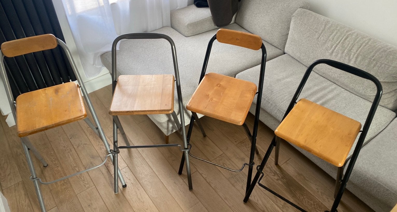 Set van 4 klapstoelen/barkrukken, Ophalen, Gebruikt, Met voetsteun, 60 tot 90 cm
