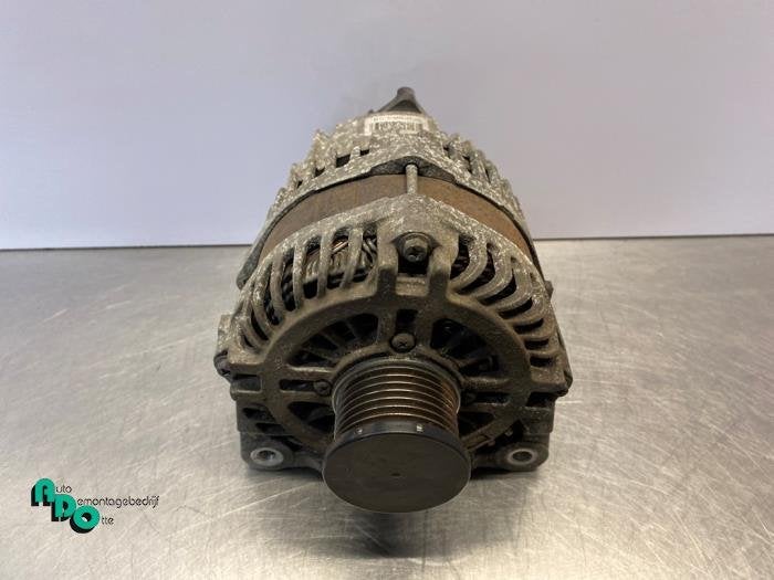 Dynamo d'un Renault Master (Master 3 10-), Renault, -, 3 mois de garantie, Utilisé