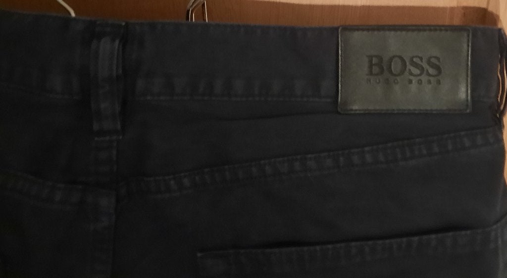 HUGO BOSS - 3 Pantalons - TB état/Neuf - Taille 36-34, Enlèvement, Hugo Boss, Autres types, Porté