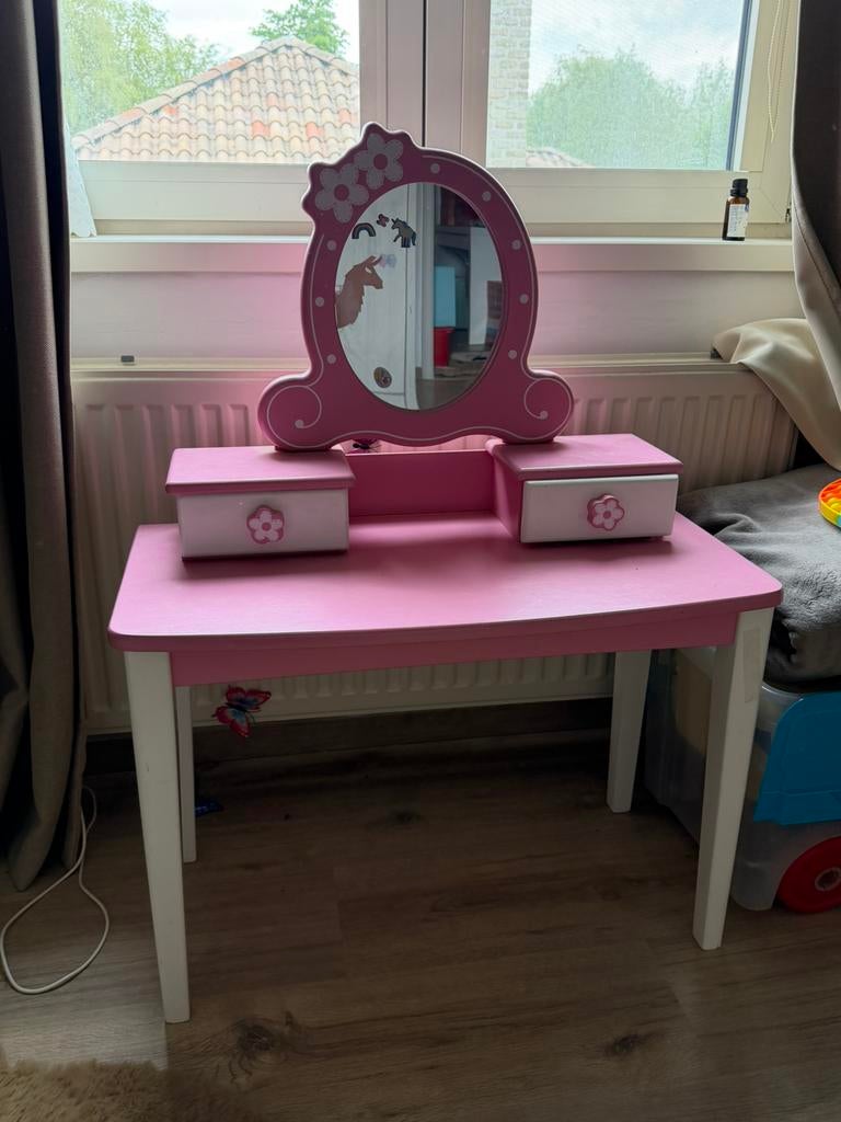 Kinder make up tafeltje, Ophalen, Zo goed als nieuw