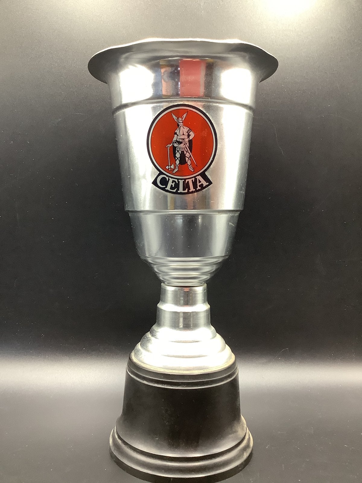 Ancien trophée pub bière Celta (Gand), Collections, Enlèvement ou Envoi, Comme neuf