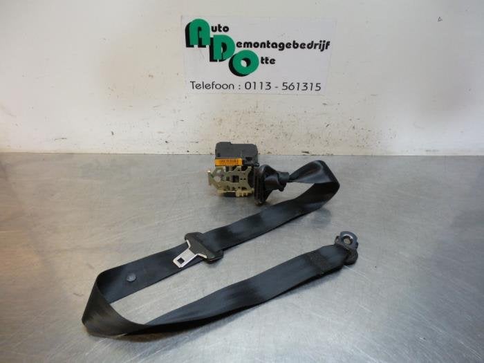 Veiligheidsgordel rechts-voor van een Renault Kangoo (Kangoo, Auto-onderdelen, Gebruikt, -, Renault, -