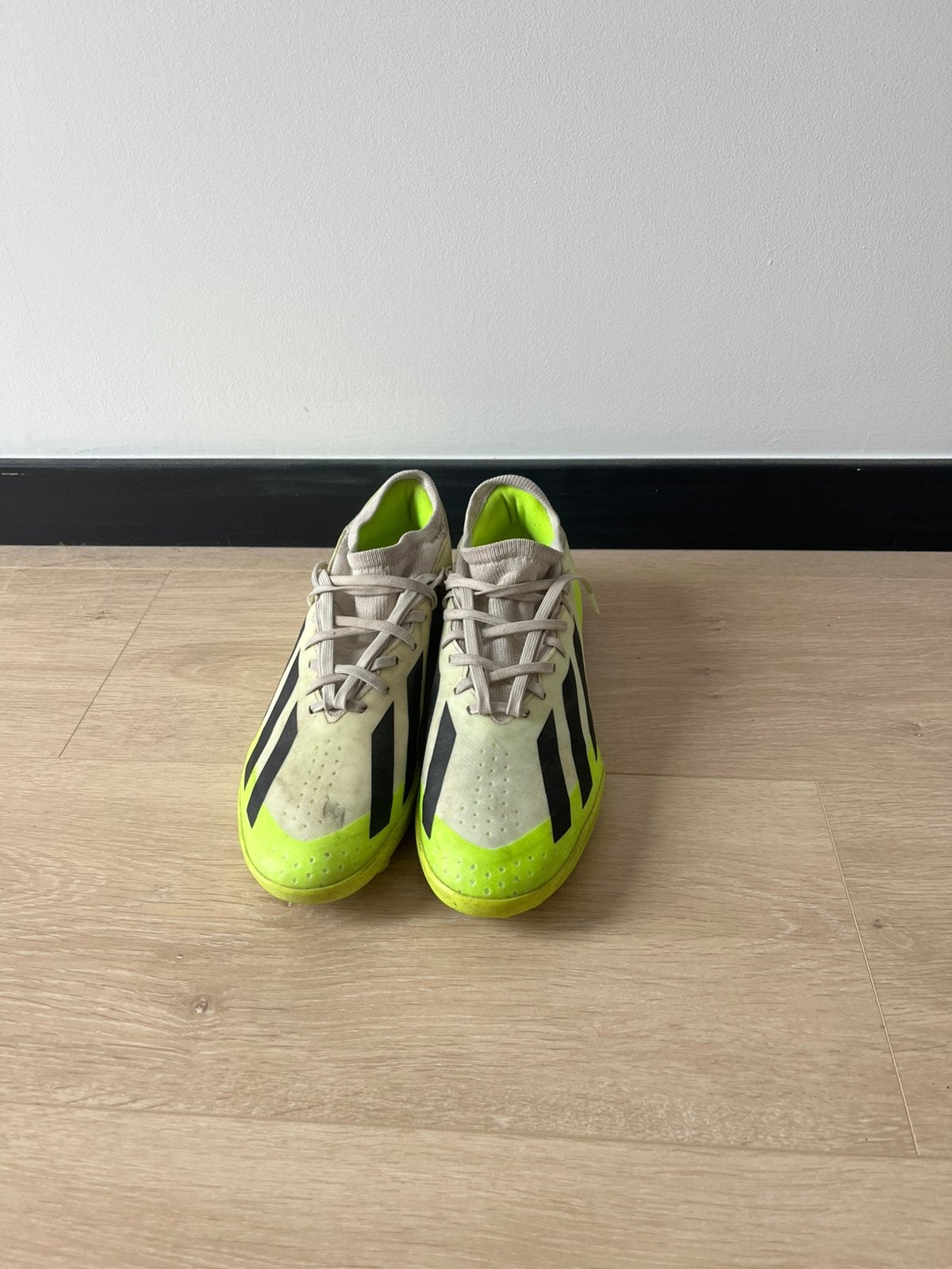 Adidas voetbalschoenen, Sports & Fitness, Enlèvement, Comme neuf, Chaussures