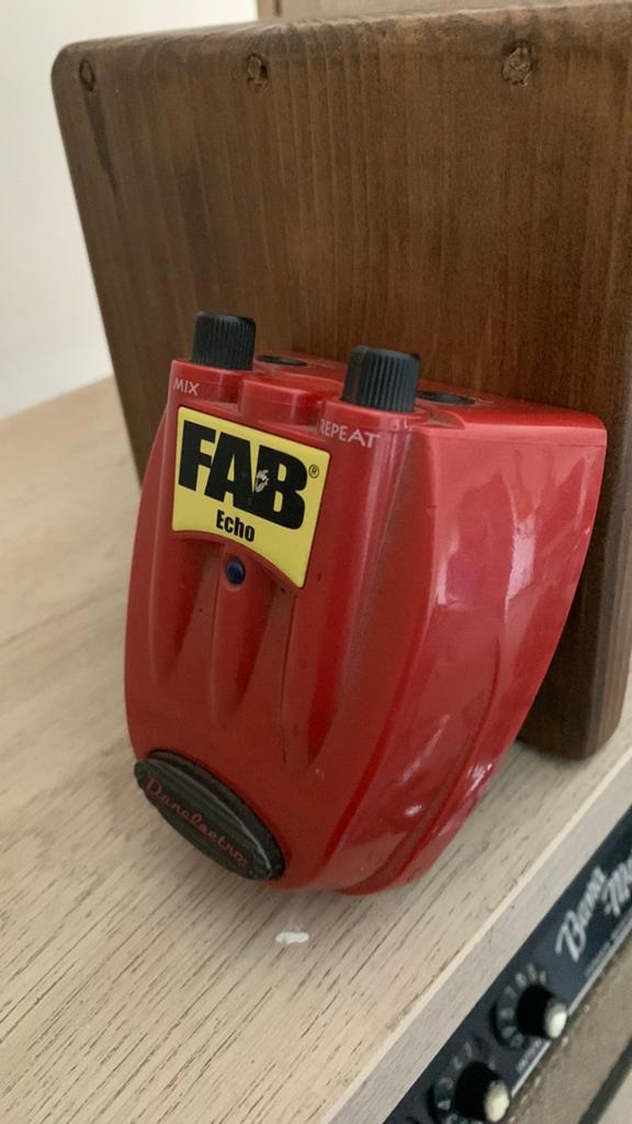 Fab echo reverb, Muziek en Instrumenten, Verzenden, Zo goed als nieuw, Reverb