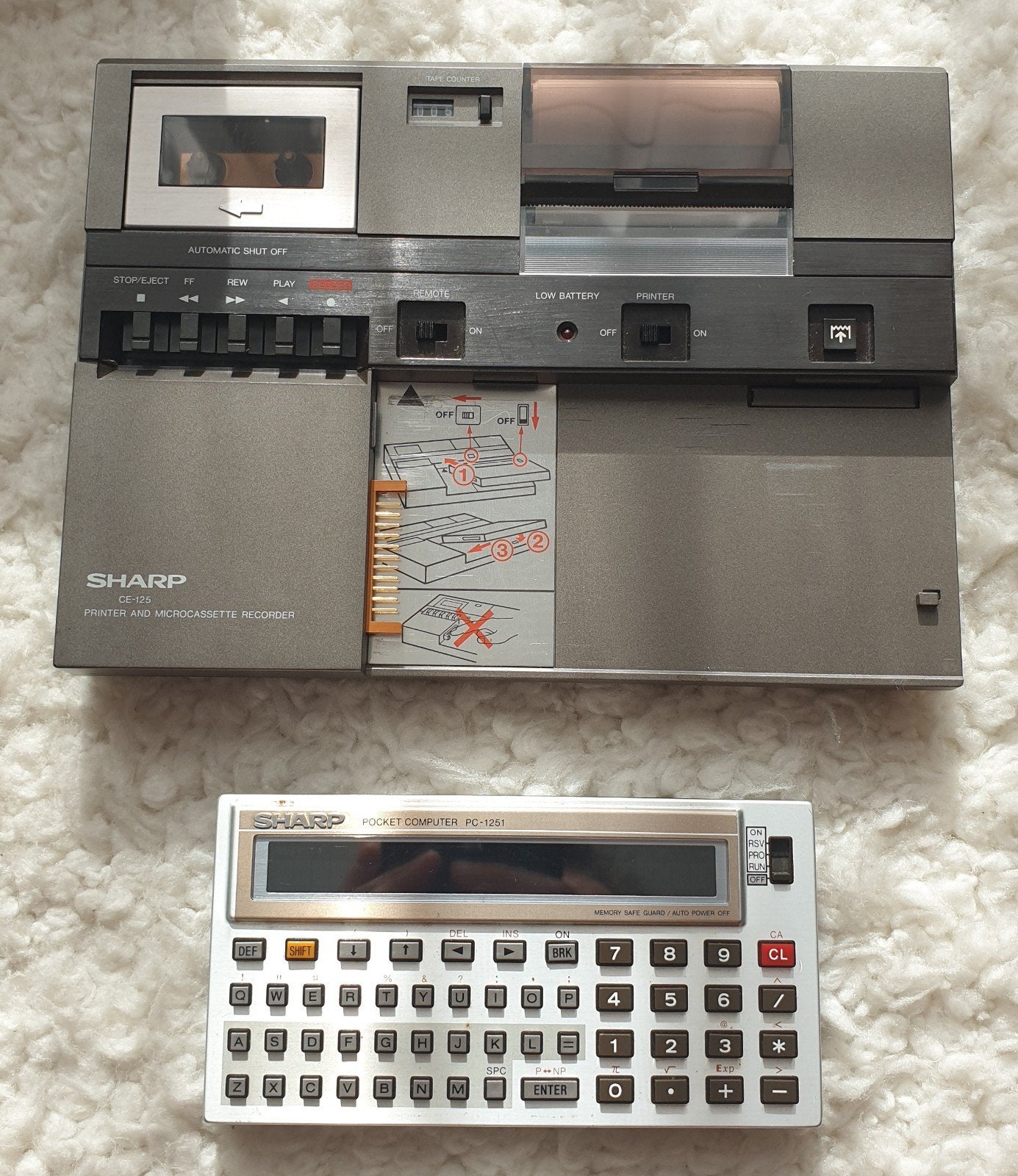 Sharp PC-1251 Pocket Computer, CE-125 printer/recorder, Verzamelen, Ophalen of Verzenden, Computers en Rekenmachines