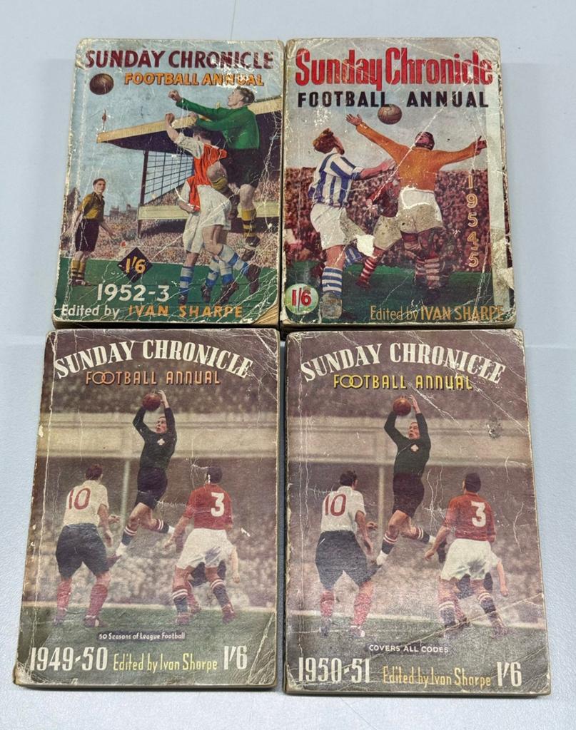 4X livres football anciens 1949-1955 livres de sport anciens, Livres, Enlèvement ou Envoi, Utilisé, Sport de ballon