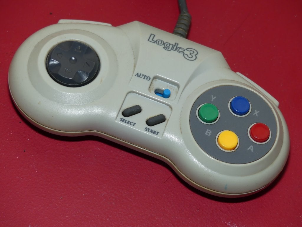 Manette de système de divertissement Logic3 Super Nintendo, Consoles de jeu & Jeux vidéo, Enlèvement ou Envoi, Utilisé, Avec 1 manette