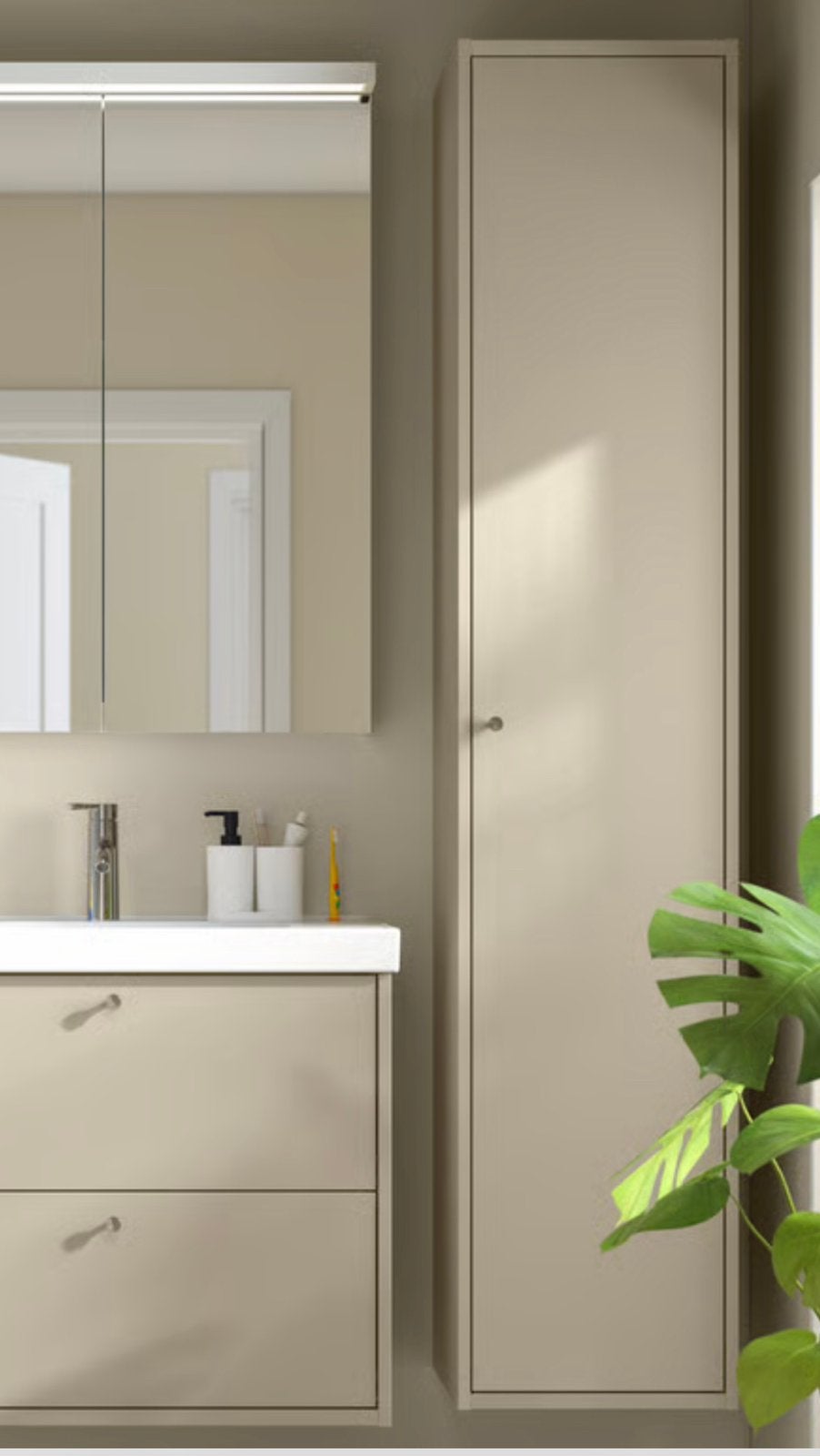 Ikea havback kolomkast in de kleur beige, Huis en Inrichting, Ophalen, Zo goed als nieuw