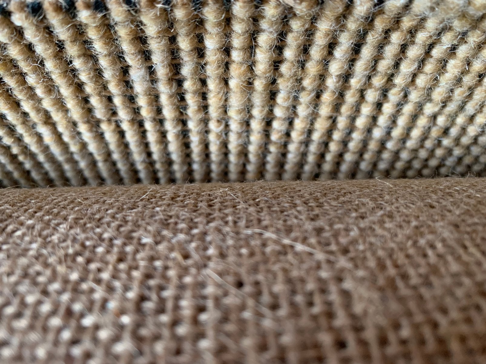 tapijt in jute, Ophalen