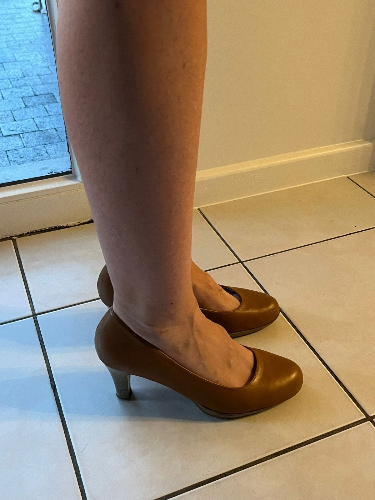 congac bruine pumps, Pumps, Bruin, Zo goed als nieuw, Ophalen