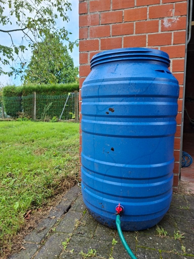 Blauwe Regenton 120L met kraan en filter, Ophalen, Nieuw, Met kraantje