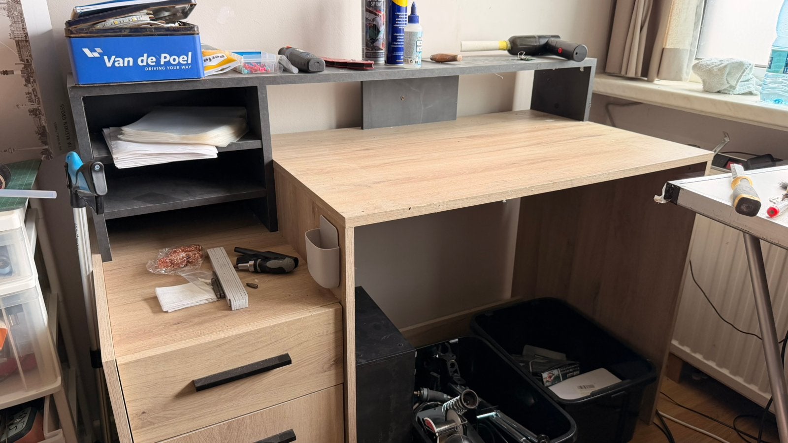 Bureau met schuif en kast en tablet en 2 nissen, Huis en Inrichting, Hout, Zo goed als nieuw, Ophalen, Opzetstuk