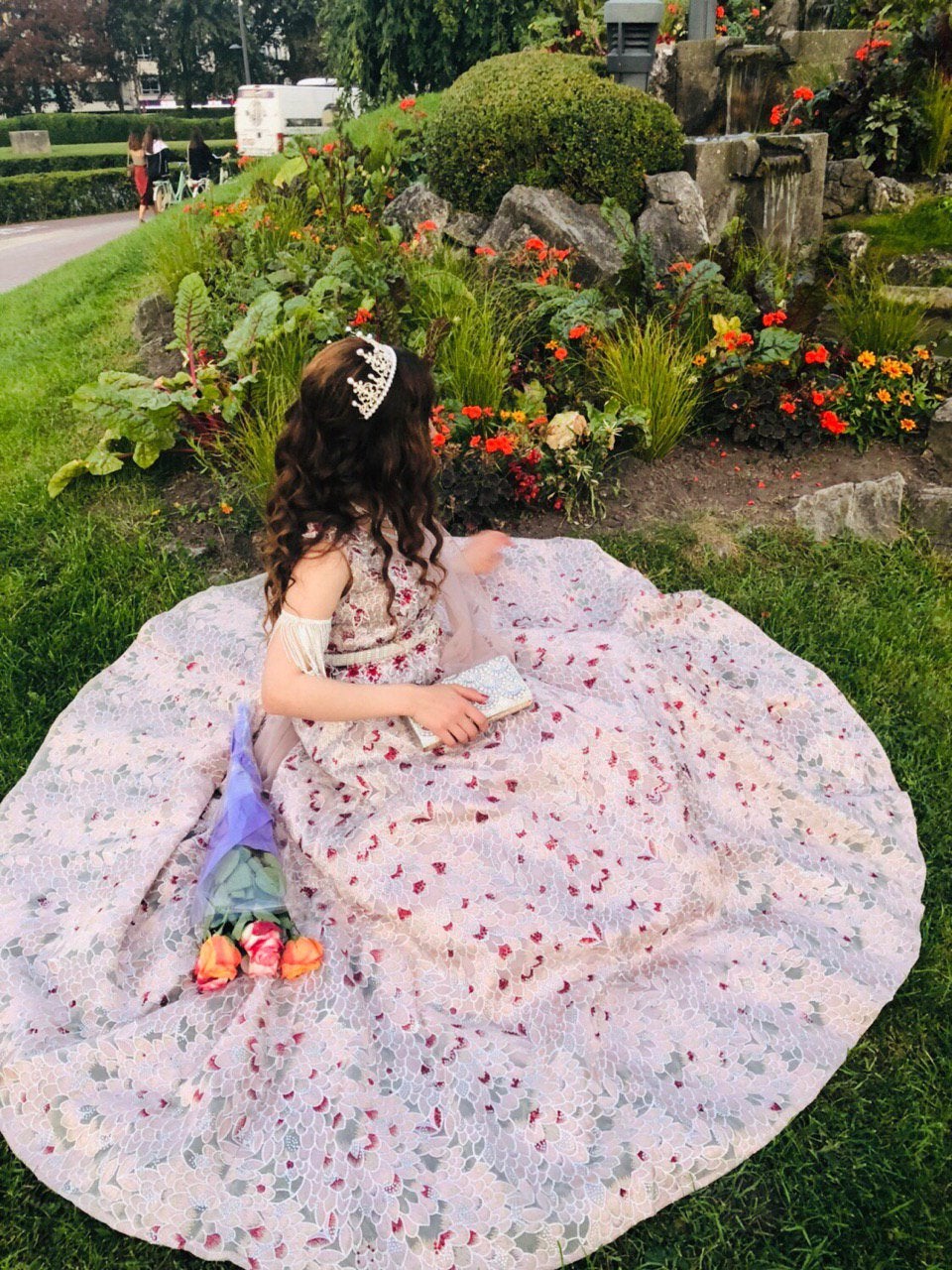 De belles et élégantes robes de soirée à vendre, Vêtements | Femmes, Enlèvement, Comme neuf