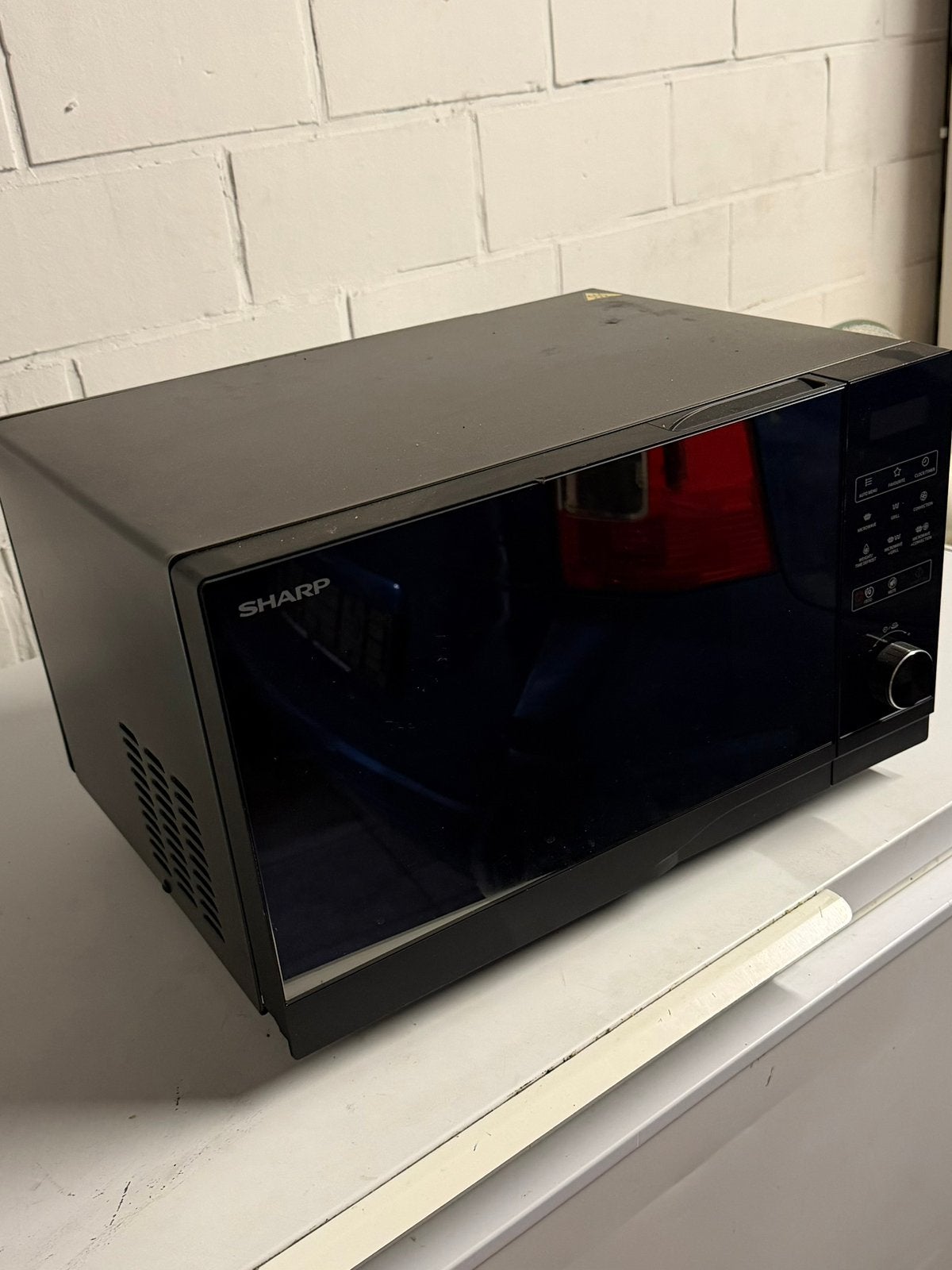 Combi microgolfoven Sharp, Utilisé, Autoportant, Four à micro-ondes combiné, Gril