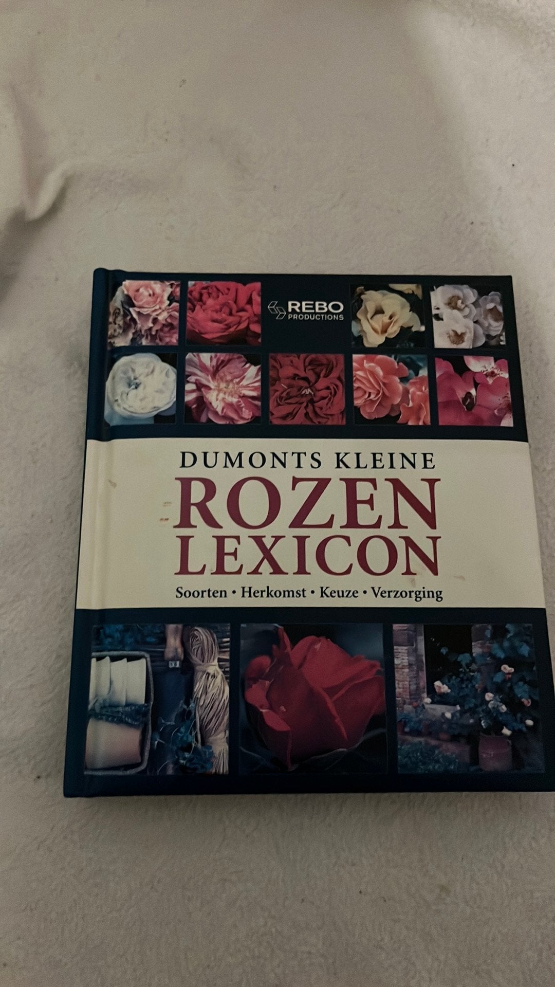 Boek: Rozen lexicon, Boeken, Ophalen, Zo goed als nieuw, Bloemen en Planten, Los deel