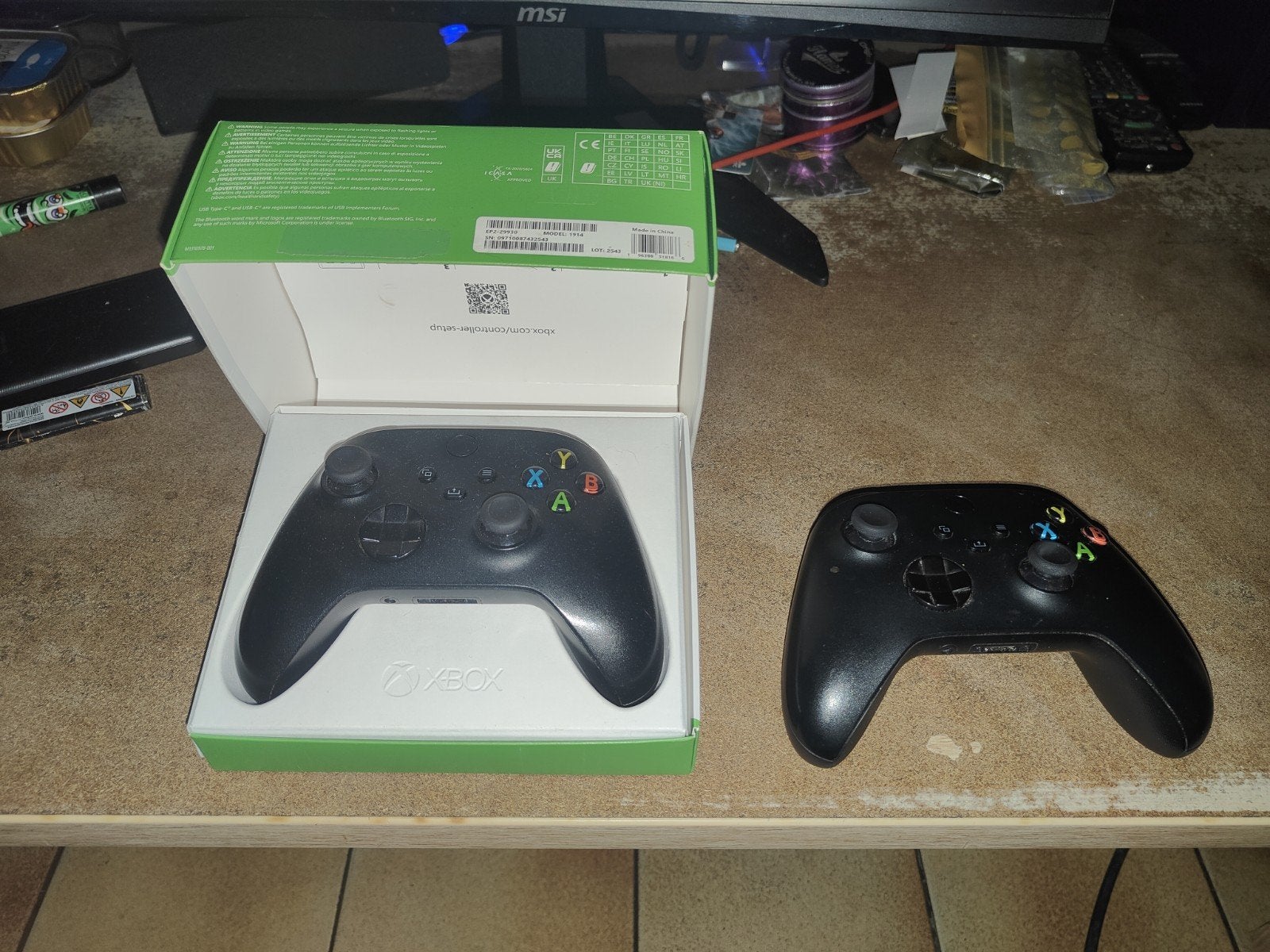 2 x Xbox series x controllers, Games en Spelcomputers, Ophalen of Verzenden