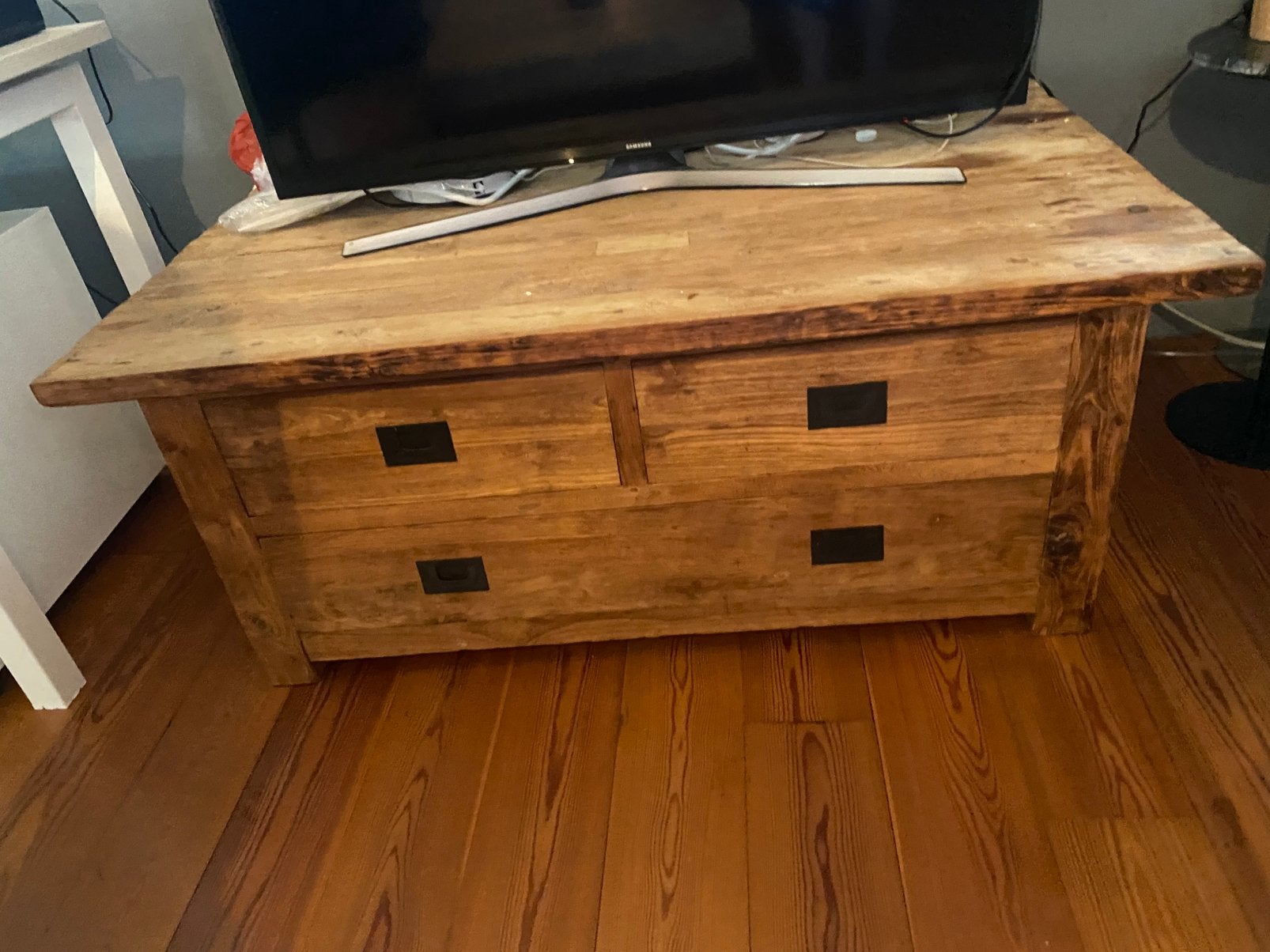 Gratis mooi houten kast of televisiemeubel, Huis en Inrichting, Ophalen, Gebruikt
