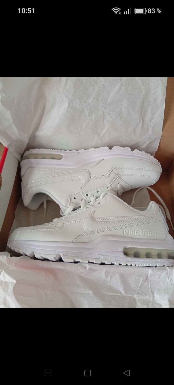 basket Nike neuf taille 42 jamais porté, Neuf, Enlèvement ou Envoi, Nike, Blanc