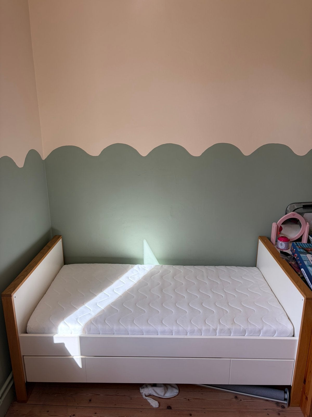 Kinderbed, Enlèvement, Comme neuf