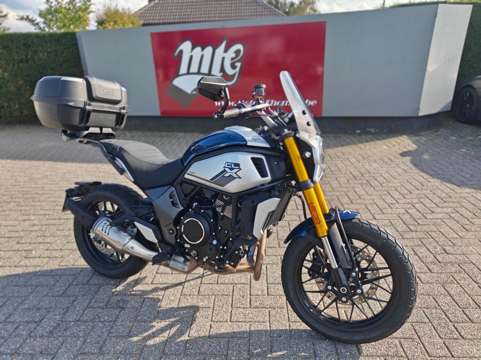 CF-Moto CL-X 700 2025 5dkm, Permis Moto A, Entreprise, Occasion, Plus de 35 kW